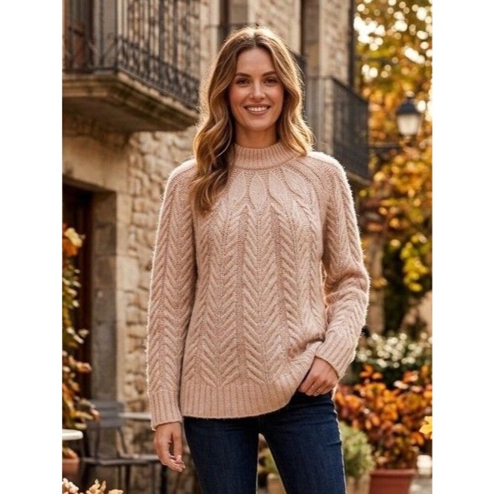 Tuckernuck Women’s Beige Wool Sweater Size Medium